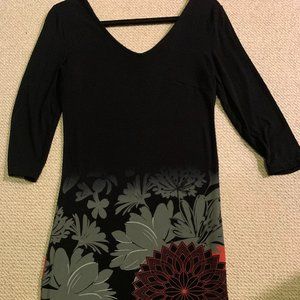 Black multi 3/4 sleeve Desigual dress Size S/M